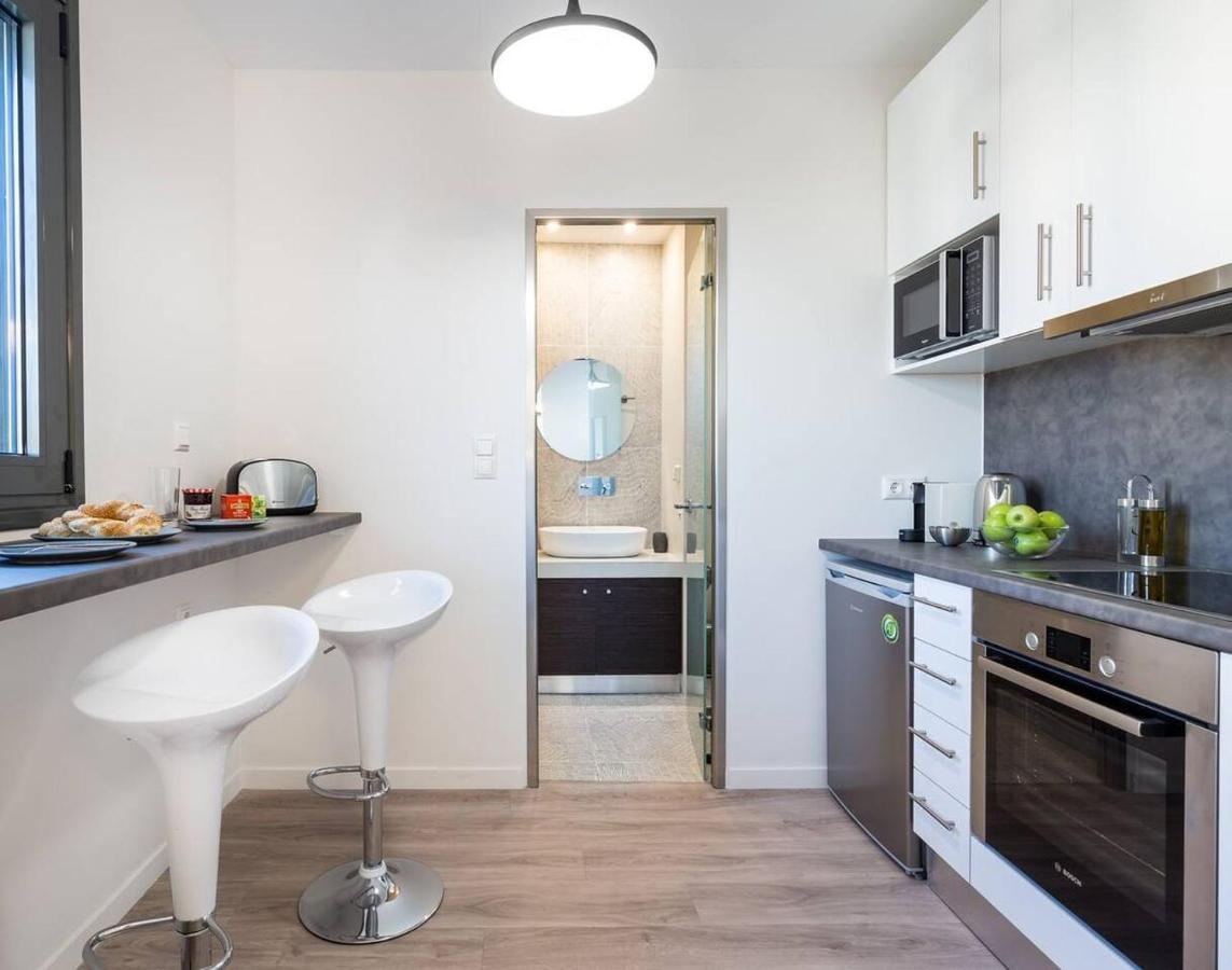 Emily In Athens - Central Chic Flat With Terrace Syntagma E1 Exterior photo