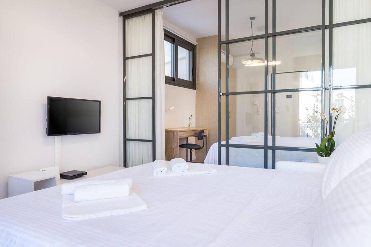 Emily In Athens - Central Chic Flat With Terrace Syntagma E1 Exterior photo