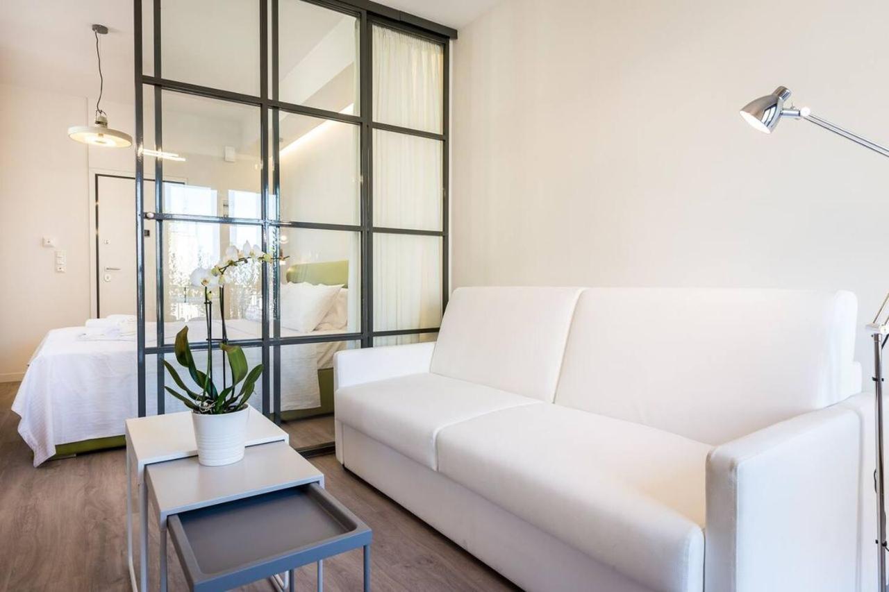 Emily In Athens - Central Chic Flat With Terrace Syntagma E1 Exterior photo
