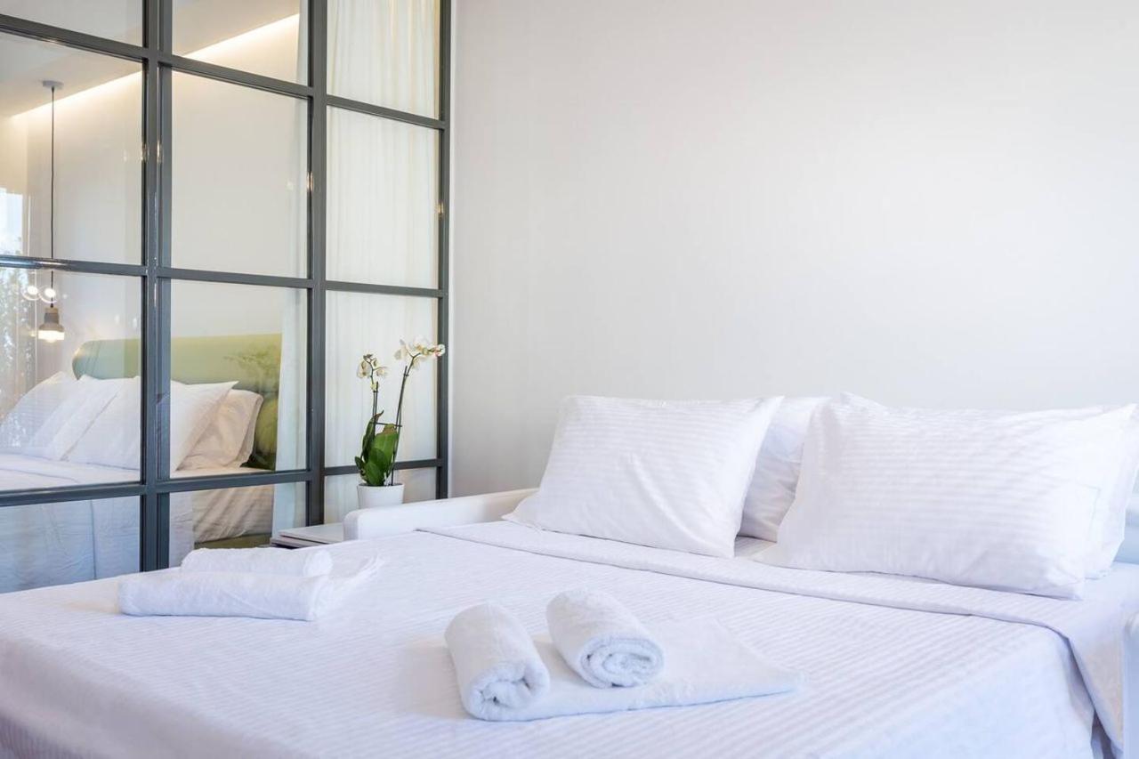 Emily In Athens - Central Chic Flat With Terrace Syntagma E1 Exterior photo