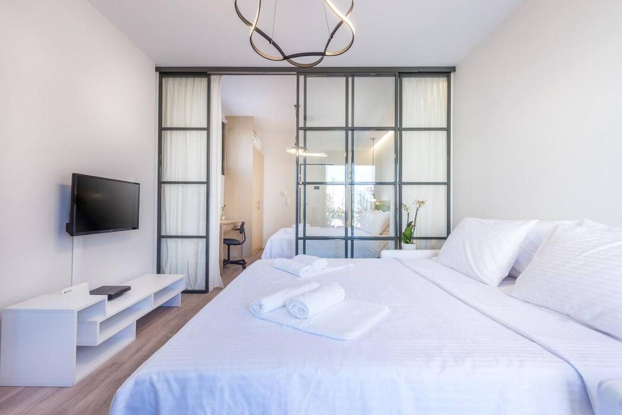 Emily In Athens - Central Chic Flat With Terrace Syntagma E1 Exterior photo