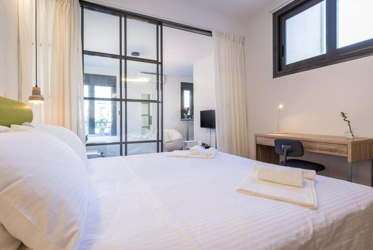 Emily In Athens - Central Chic Flat With Terrace Syntagma E1 Exterior photo