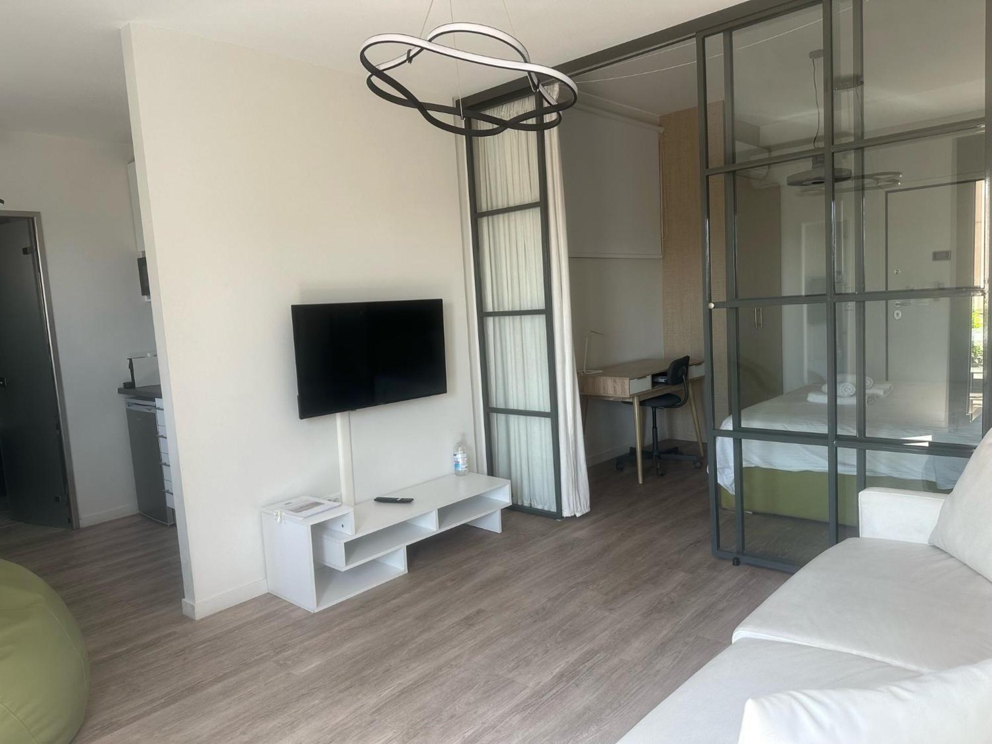 Emily In Athens - Central Chic Flat With Terrace Syntagma E1 Exterior photo